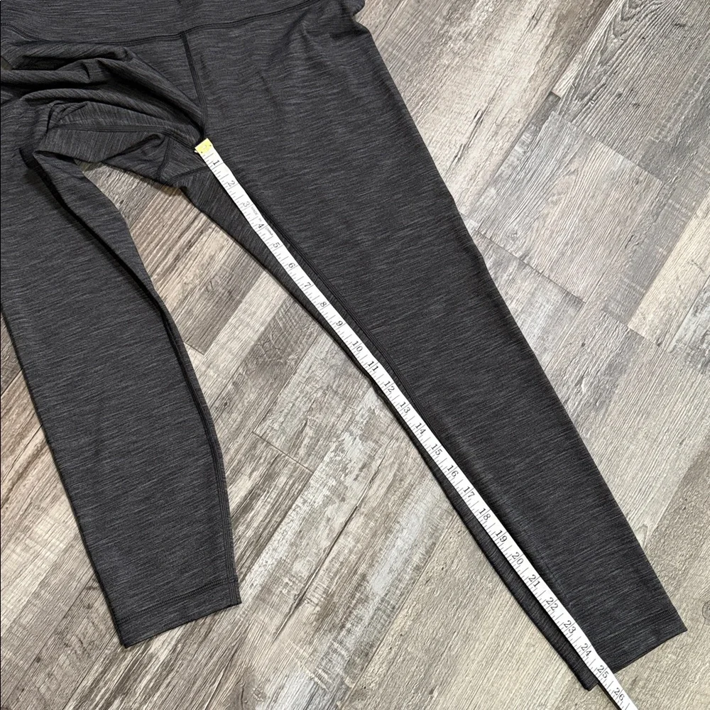 Lululemon Wunder Under Hi-Rise 7/8 Tight *Full-On Luxtreme 25" Size 8 - Picture 10 of 11